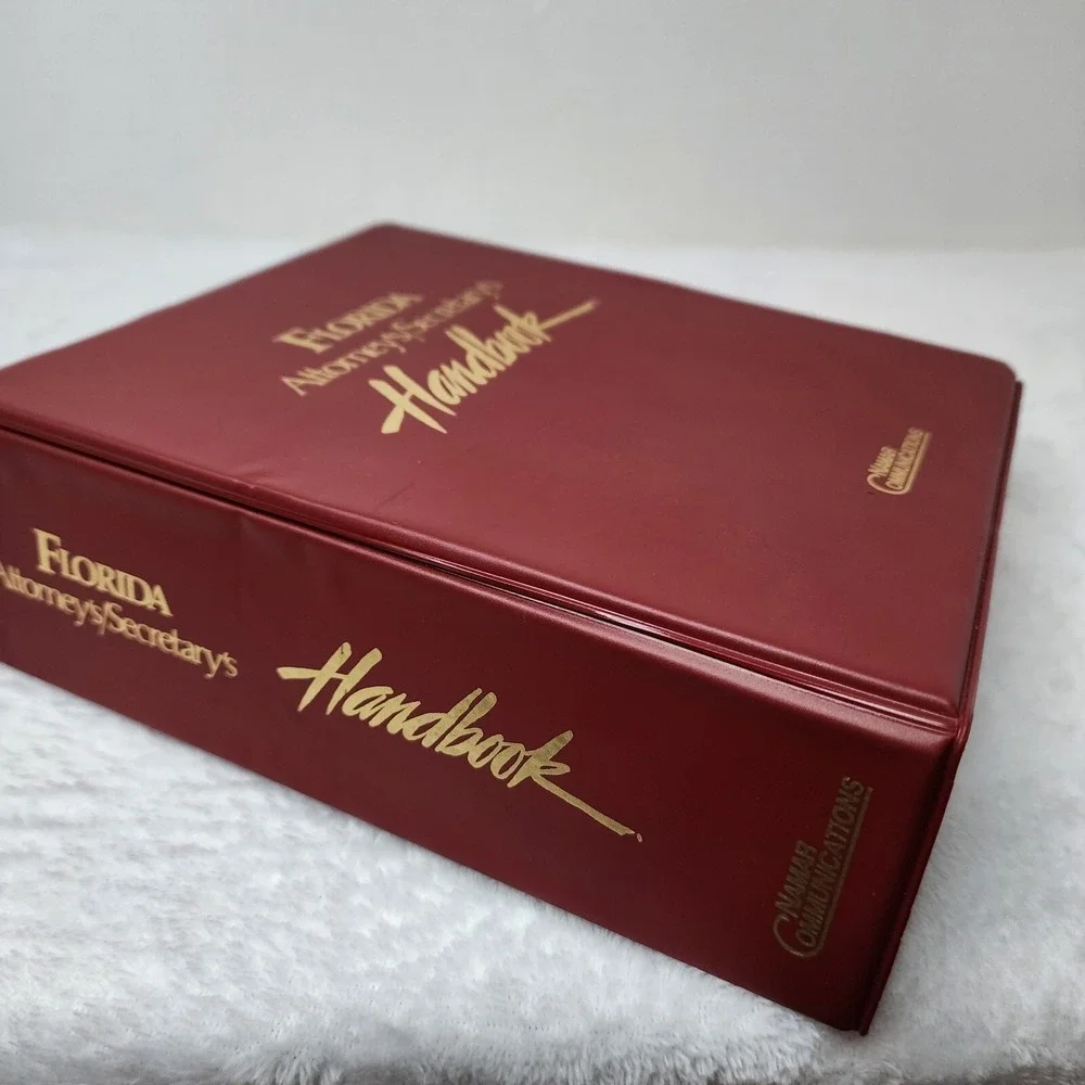 Florida Attorney Secretary's Handbook by‎ Namar Communications